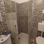 Aradi With Private Bathroom In The Centre Mid Term * Budapest