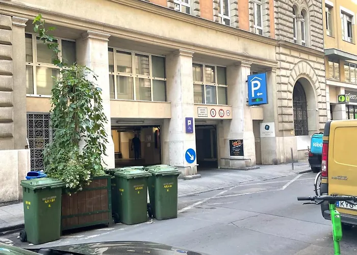 Aradi With Private Bathroom In The Centre Mid Term * Budapest
