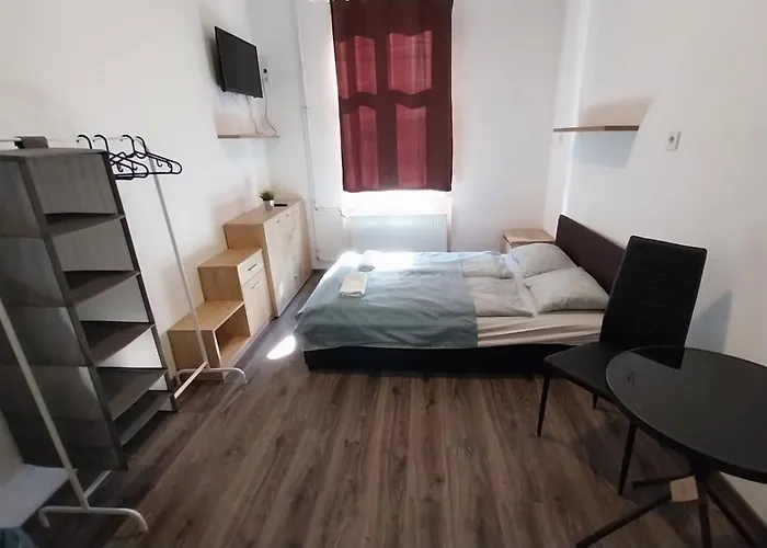 Gazde/Camere de închiriat Aradi With Private Bathroom In The Centre Mid Term *