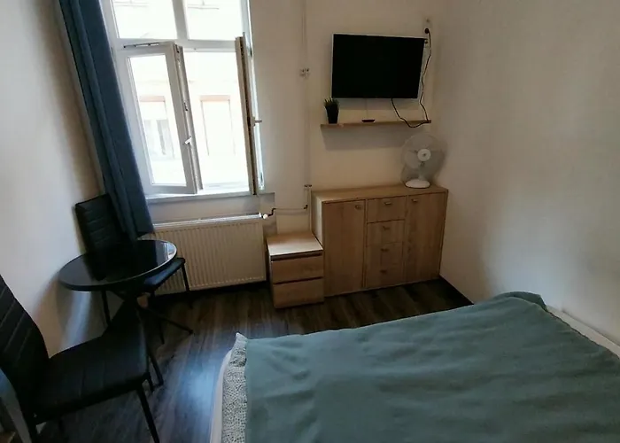 Aradi With Private Bathroom In The Centre Mid Term Gazde/Camere de închiriat Budapesta
