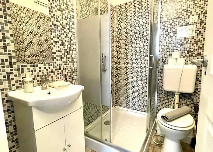 Aradi With Private Bathroom In The Centre Mid Term Gazde/Camere de închiriat *