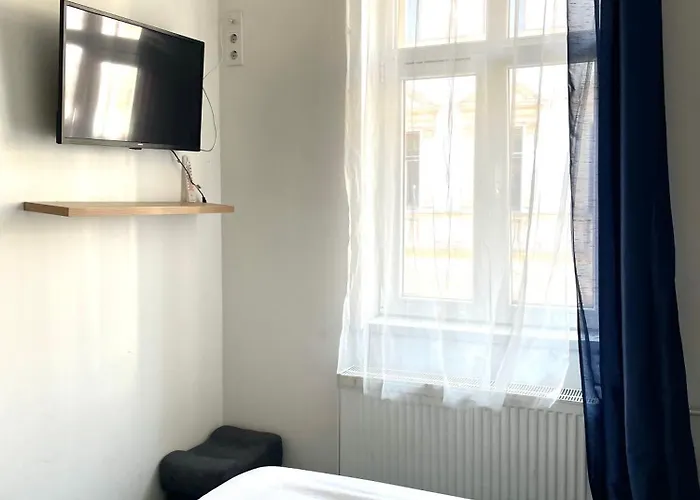 Gazde/Camere de închiriat Aradi With Private Bathroom In The Centre Mid Term *